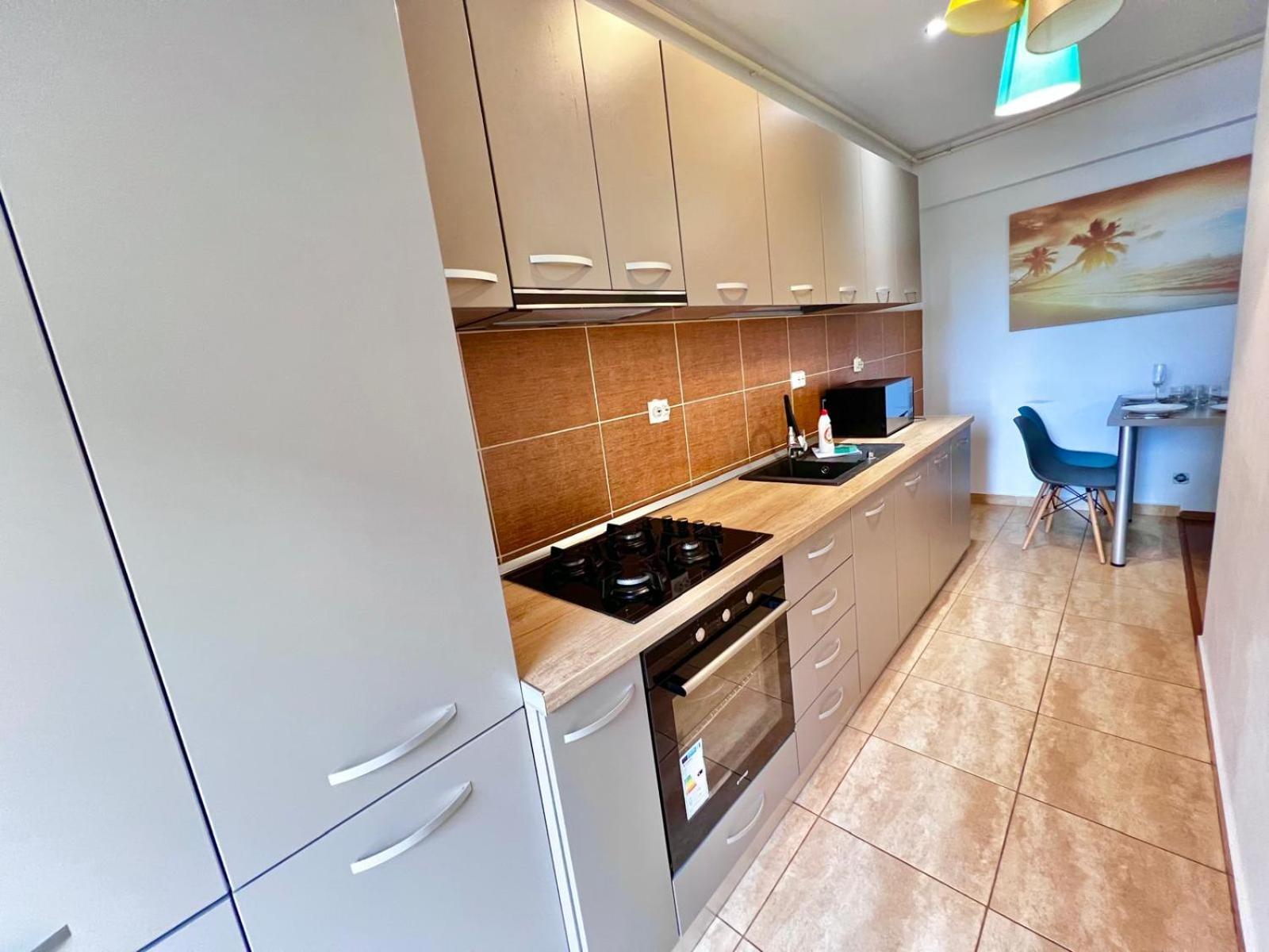 Summerland Relax Apartments Mamaia Exterior photo