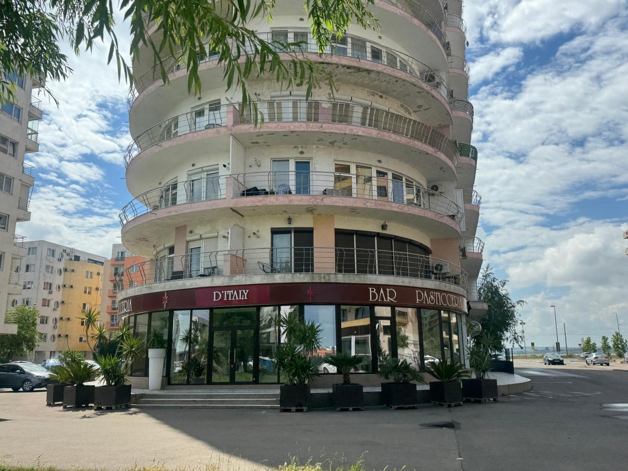 Summerland Relax Apartments Mamaia Exterior photo