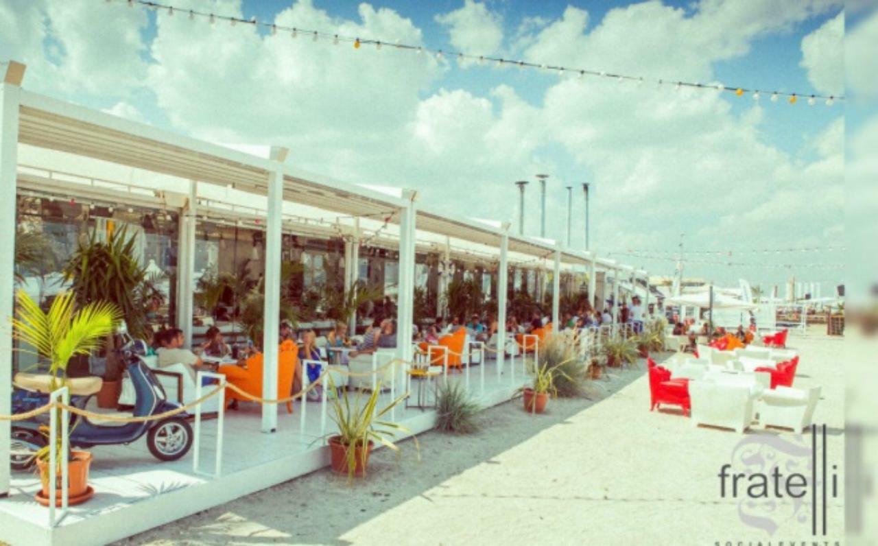 Summerland Relax Apartments Mamaia Exterior photo